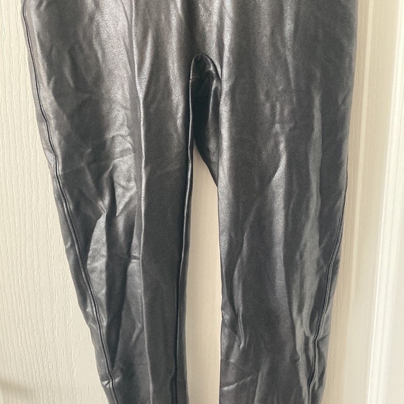 Faux Leather Maternity Leggings - Picture 3 of 6